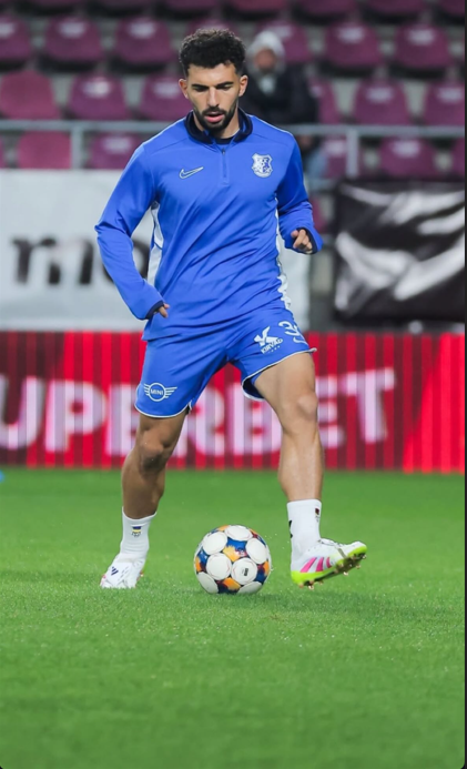 Football player with Kickfit socks